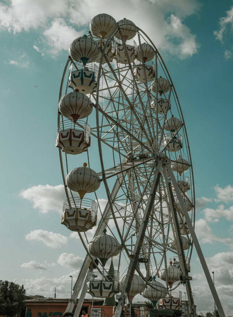 What Is Smart Home Entertainment, And How Does It Work? What Is Smart Home Entertainment, And How Does It Work?