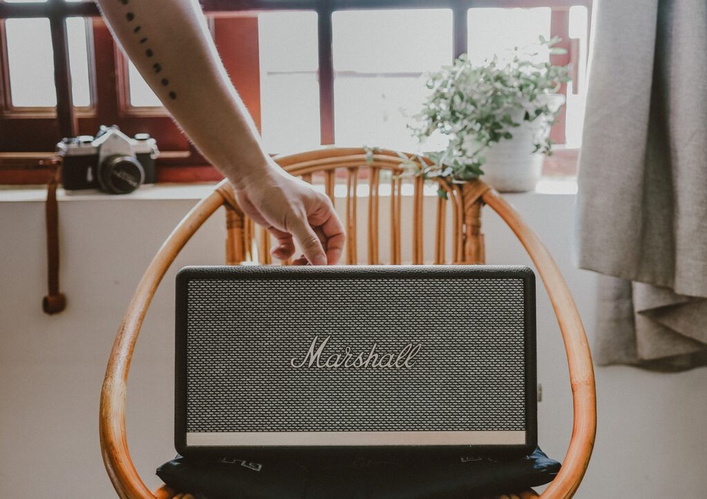 How to Set Up Multi-Room Audio with Smart Speakers How to Set Up Multi-Room Audio with Smart Speakers